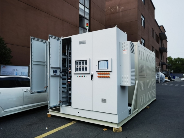 900KW電加熱導(dǎo)熱油爐，電熱導(dǎo)熱油爐出貨